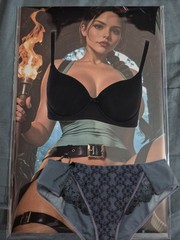Fantasy of Cosplay #7 Full Chase Comic Raider Lara Croft VIRGIN Var Ltd 100