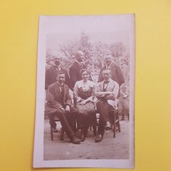 Photo Antique, Vintage, Group of Men with Woman, Family Reunion in Garden
