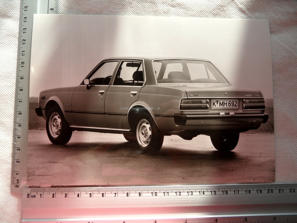 Photo photography photo photographer Toyota Corona sedan 1-79 SR720