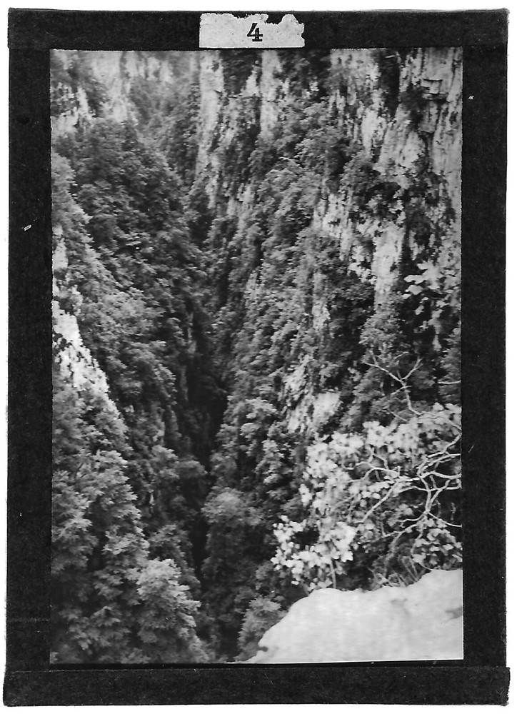 Old Black And White Photo Glass Plate 6X9 Cm Pyrénées Basques France
