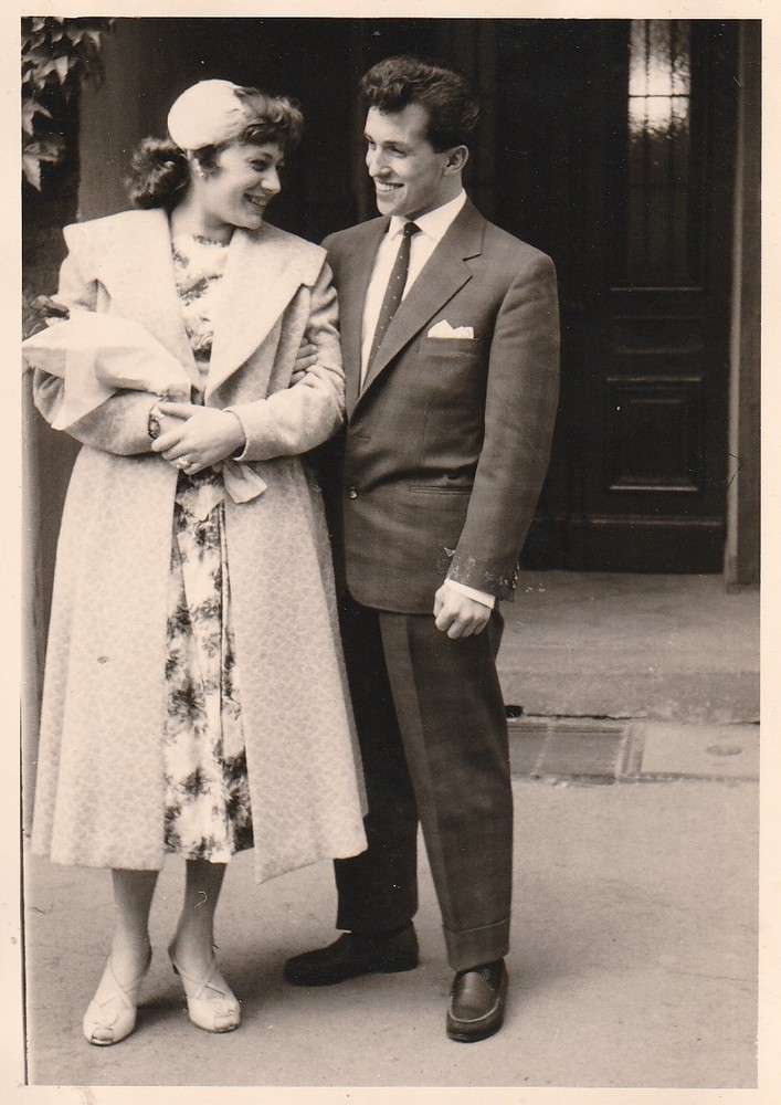 Vintage Photo Pretty Woman in Fine Coat with Man Fashion Snapshot 1950s-4