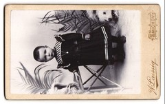 Photograph A. Lessig, Smichov, Pilsnerstr. 466, coat of arms with monogram of photo size