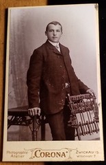 standing young man – backdrop / CDV studio Corona Zwickau i. S.