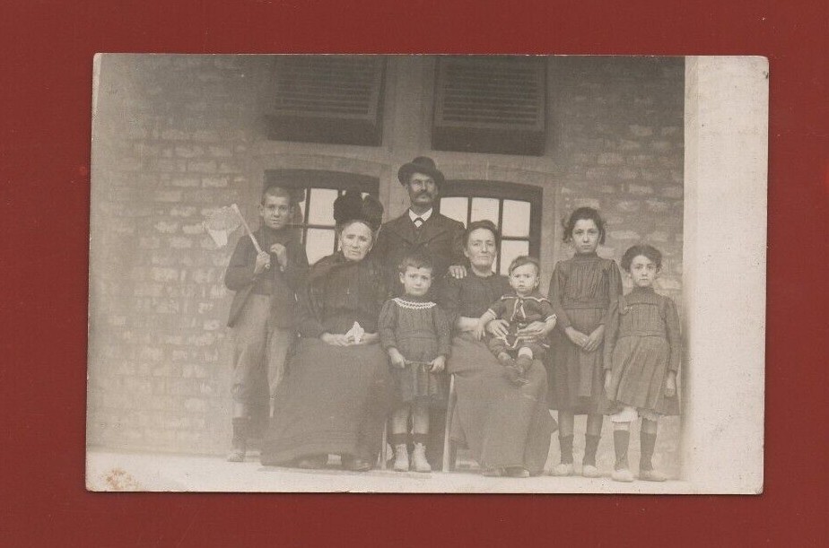 Antique Photograph – French Family From The Early 20th Century … (L6725)