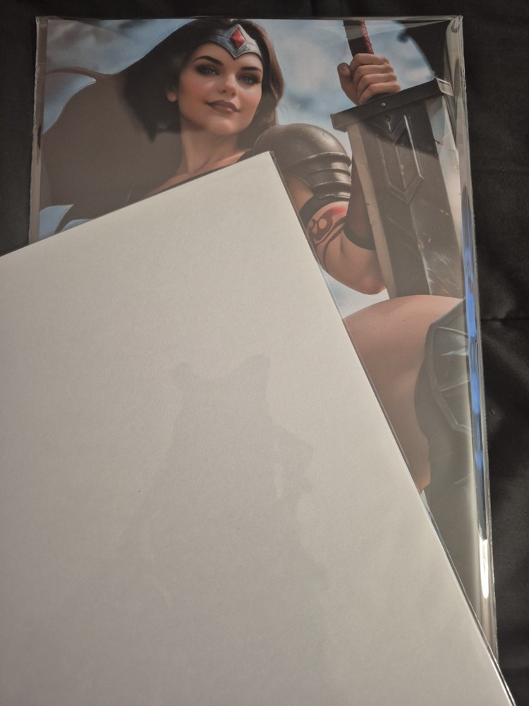 Fantasy of Cosplay Comic #7 ABSOLUTE Wonder Woman VIRGIN Variant Ltd 100