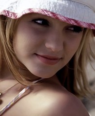 ‘Britney Spears’ Legendary Music Icon Famous Singer 8X10 Glossy “CUTE BRITNEY”