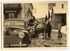 Group Hotel Restaurant Cable Car Car – Photo Antique An. 1950