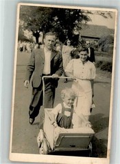 39931340 – Pram 1950 to 1955