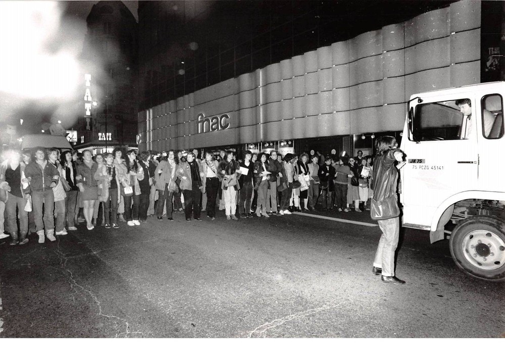 Press Photo AM21231 Approximately 24×18 Cm 1983 Paris International Day Of