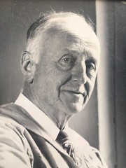 SIGNED ca.1960 Portrait Photo of Beloved Artist MAURICE LOGAN, Painter Died 1977