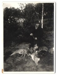 Photograph Rodenstock, Berlin, Hunter with Rifle after Successful Hunting, Hunting